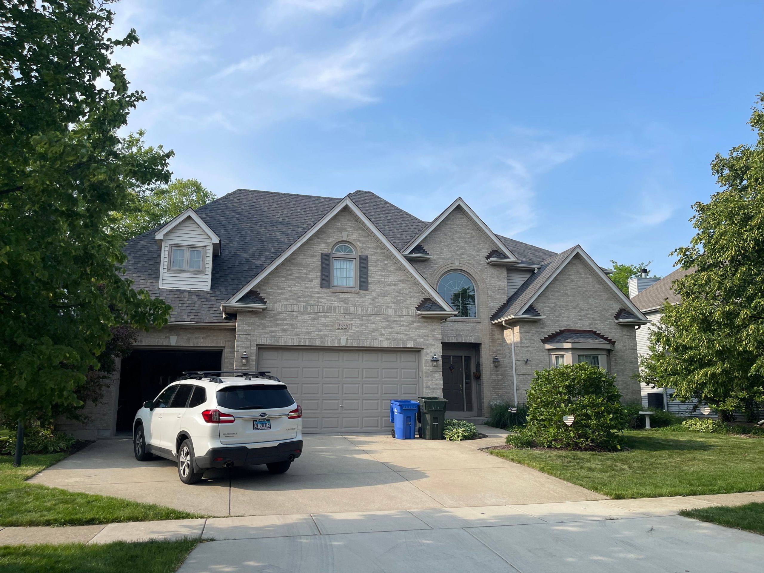 New CertainTeed Roof & gutters on home in South Elgin Illinois